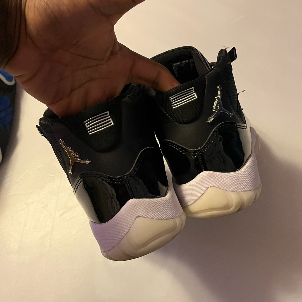 Jordan Kids Black and White High-Top Sneakers - Picture 4 of 5